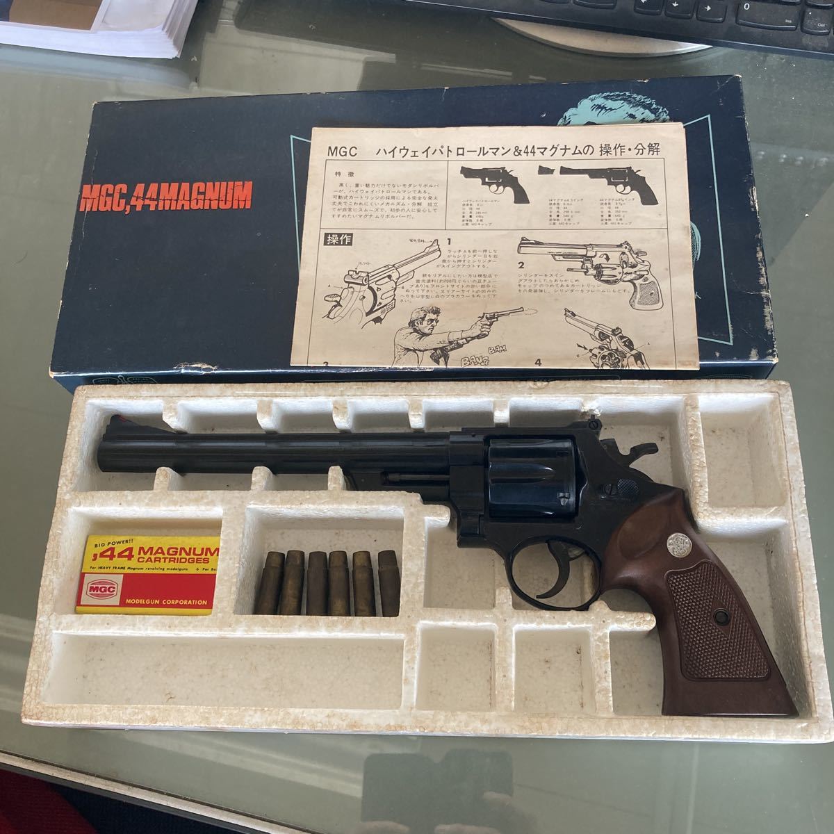 MGC 44マグナム モデルガン MGC 44マグナム モデルガン SW⁄11 SMG MGC社
