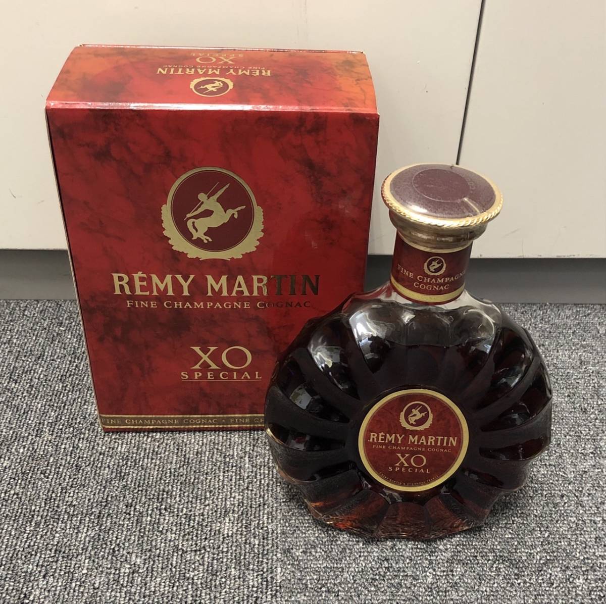 B-5641 1円〜 REMY MARTIN レミーマルタン XO スペシャル 40％ 700ml