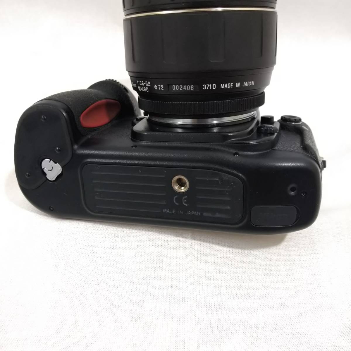 AF Nikon F100 F100／コンパクトなボディに高性能を 28-300mmレンズAF 0 【