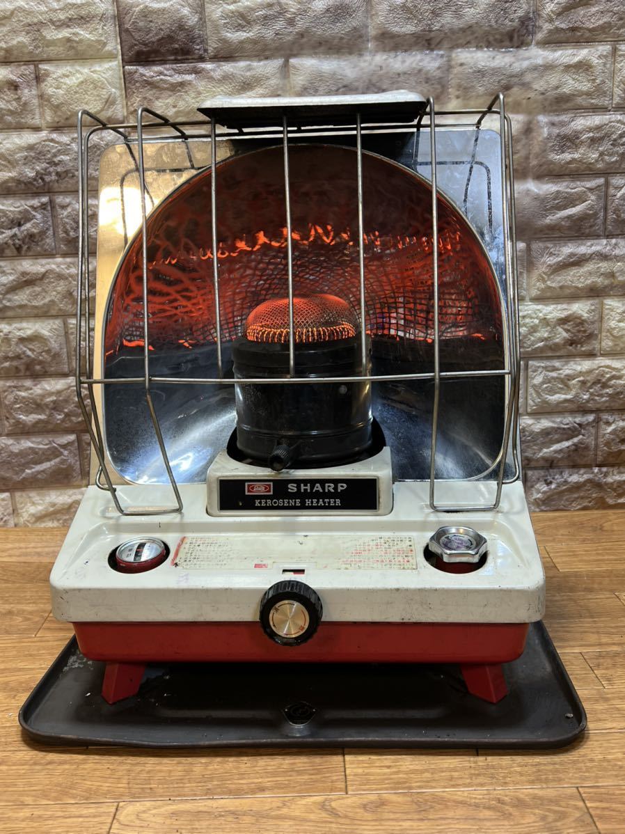昭和レトロ石油ストーブ シャープ S H A R P 昭和レトロ 石油ストーブ HSK-72 中古品、動作確認