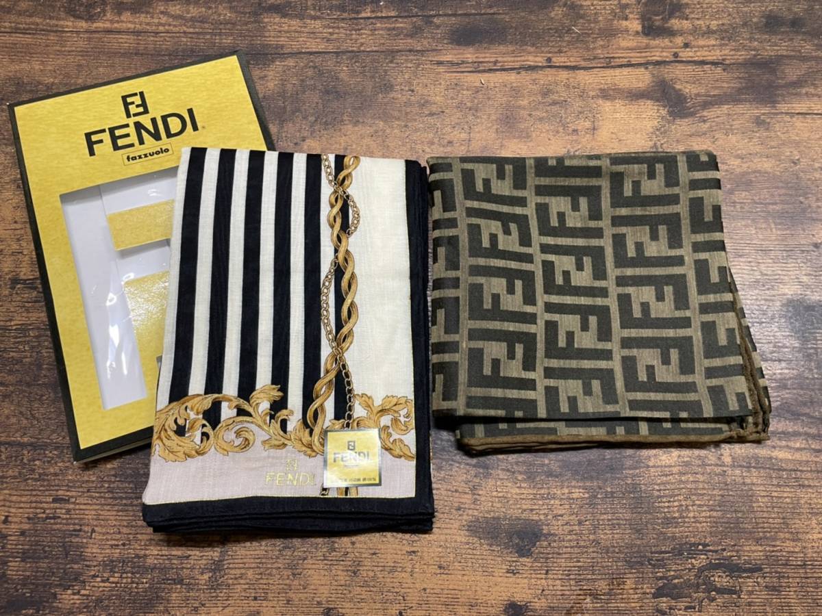  FENDI フェンディ スカーフ 2枚セット 大判ハンカチ ブランド(その他)｜売買されたオークション情報、yahooの商品情報をアーカイブ公開 - オークファン その他
