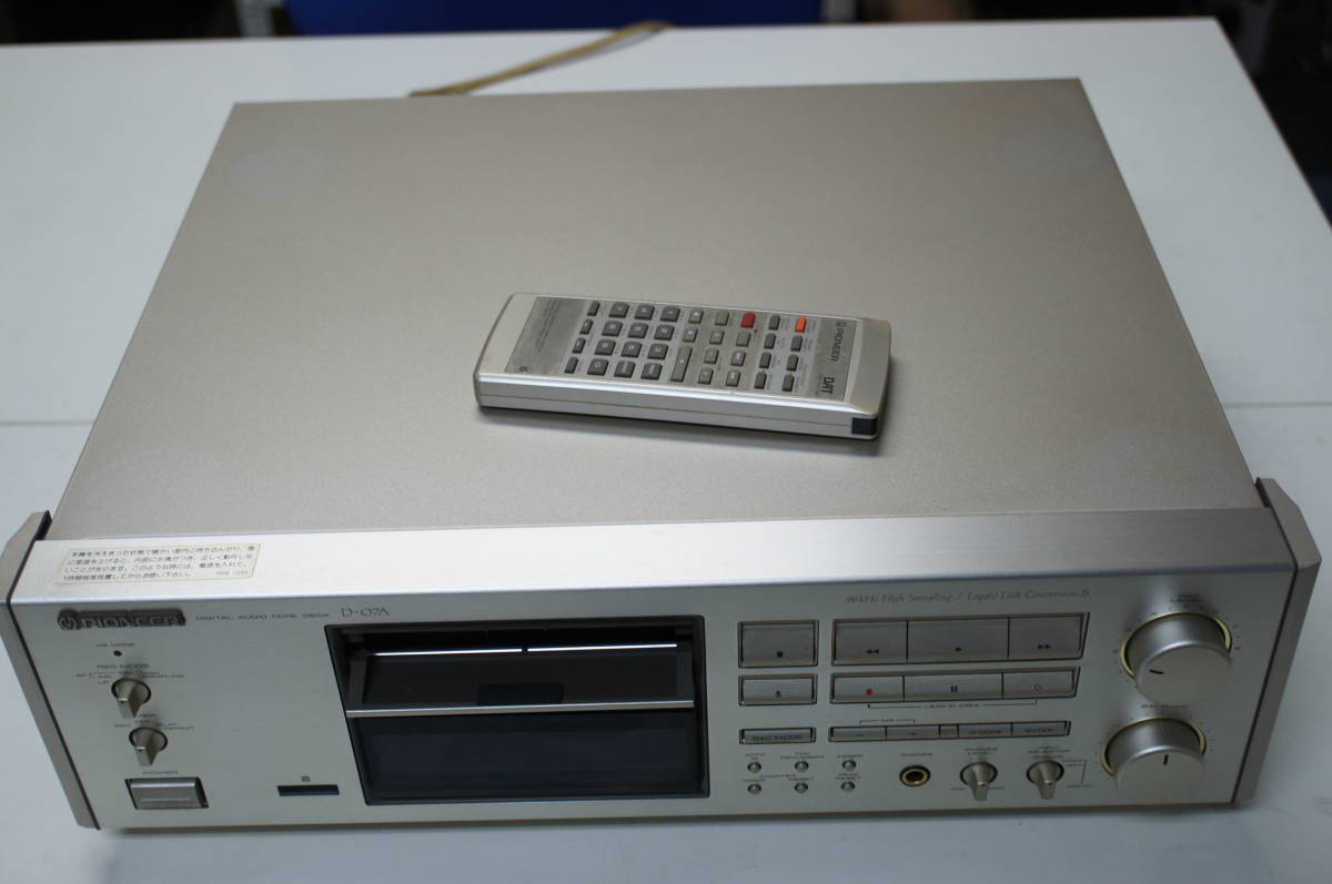 Pioneer D-07A DATデッキ【ジャンク】 DATデッキ パイオニア D-07A DAT