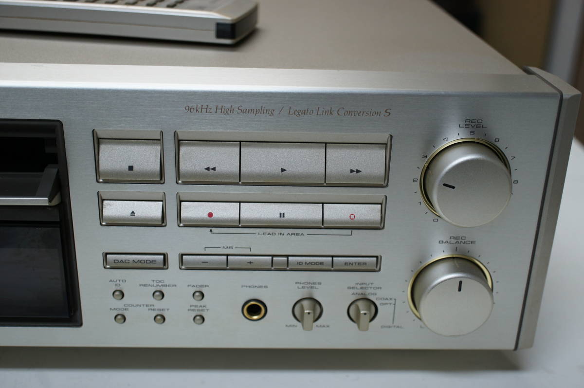 Pioneer D-07A DATデッキ【ジャンク】 DATデッキ パイオニア D-07A DAT