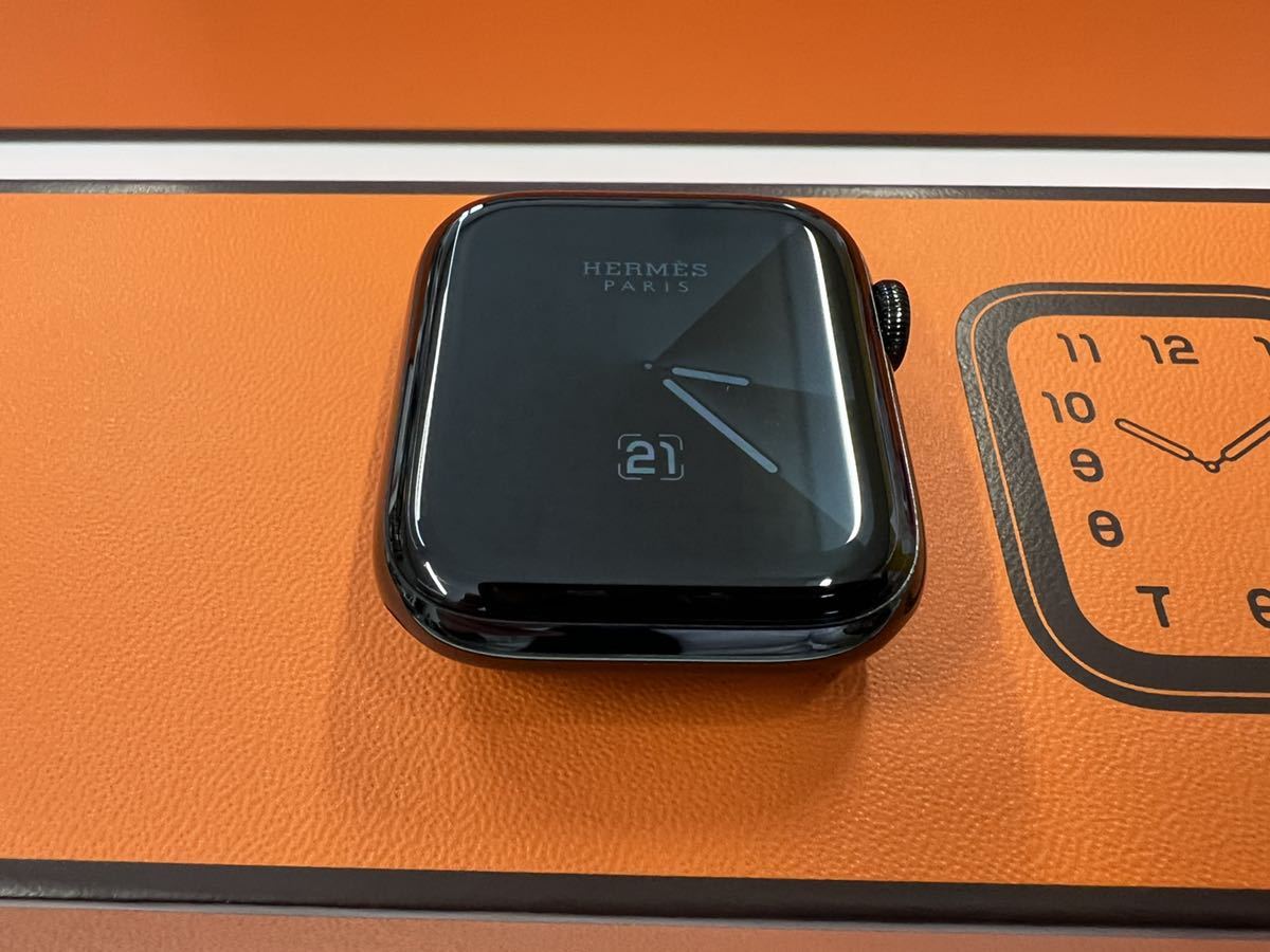 ☆即決 美品 Apple Watch series5 HERMES 44mm ブラック 本体 アップル