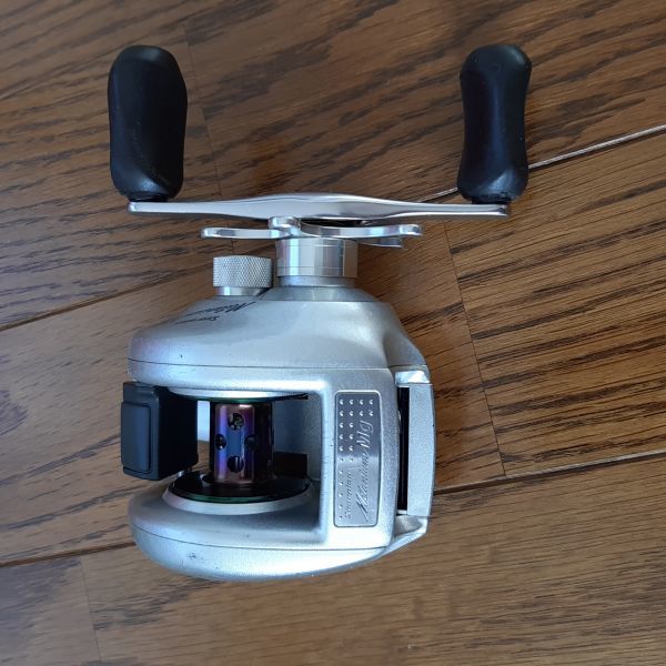 ☆シマノ 00メタニウムmg パワーハンドル 左 中古品☆ 2025年最新