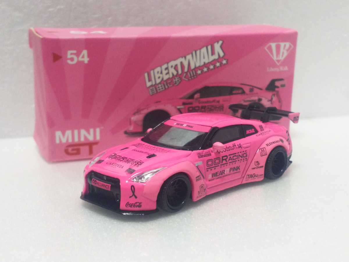 マレーシア限定 1/64 TSM LBワークス 日産 GT-R R35 WearltPink Breast 