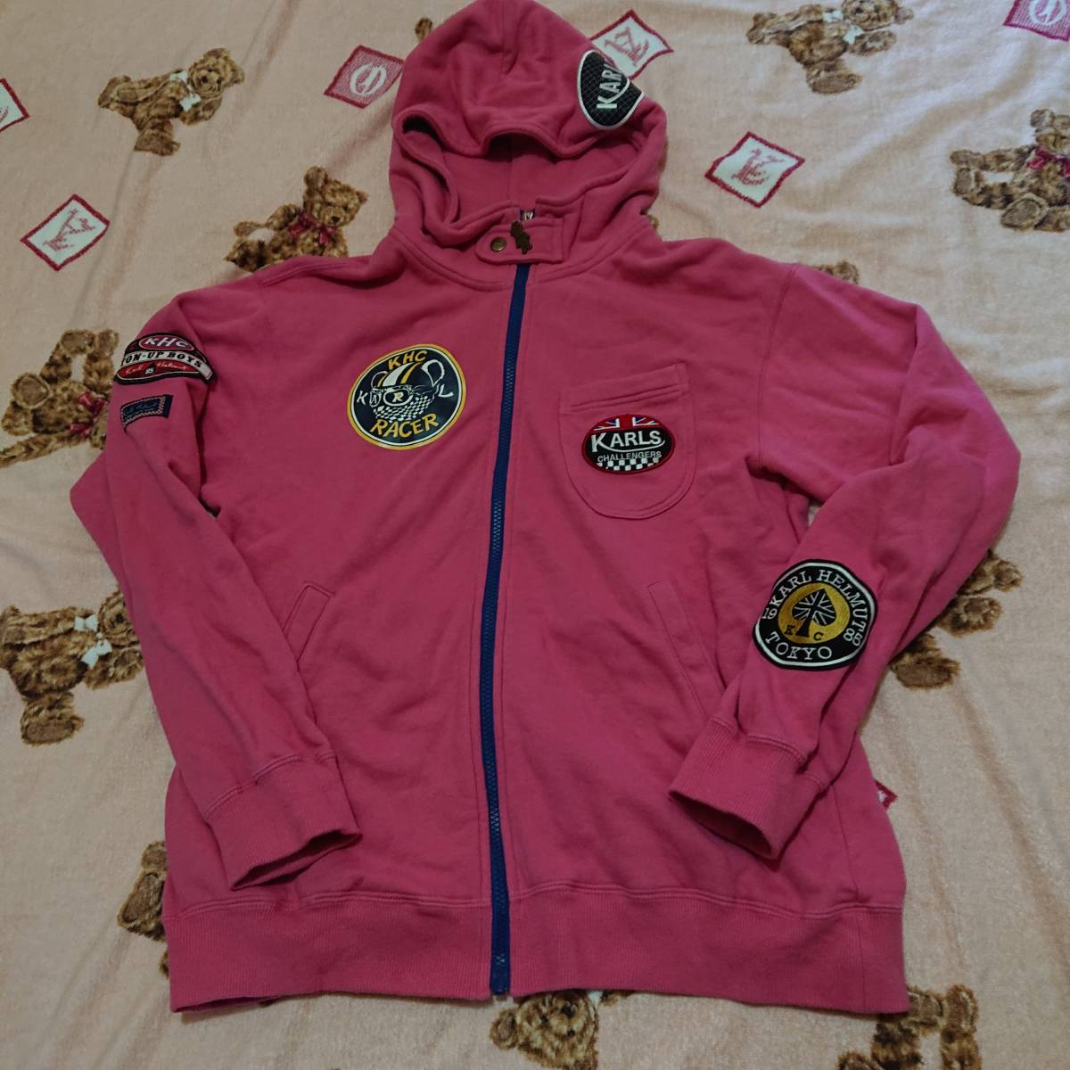 美品】☆カールヘルム☆ワッペンいっぱいロッカーズカールくんプリント 