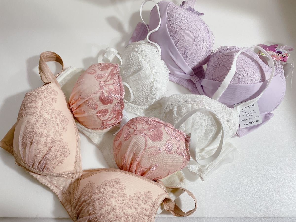 福袋 トリンプ込みサンプルブラ4枚セットc75 1ブラジャー 75 売買されたオークション情報 Yahooの商品情報をアーカイブ公開 オークファン Aucfan Com