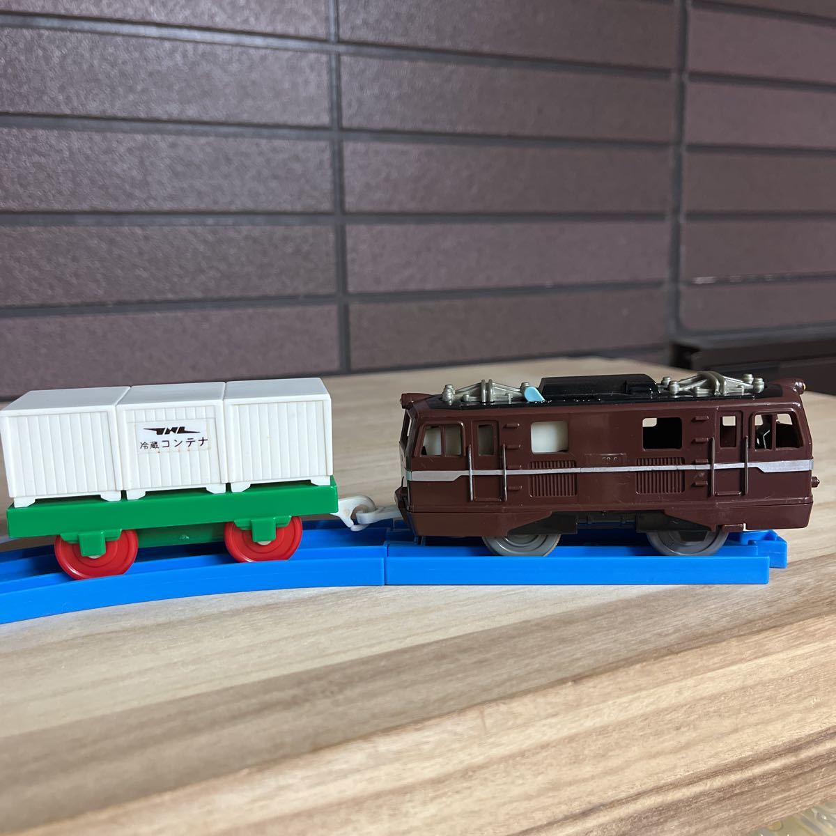 プラレール EF58形61号機 電気機関車 貨物車付き(車両単品)｜売買され 