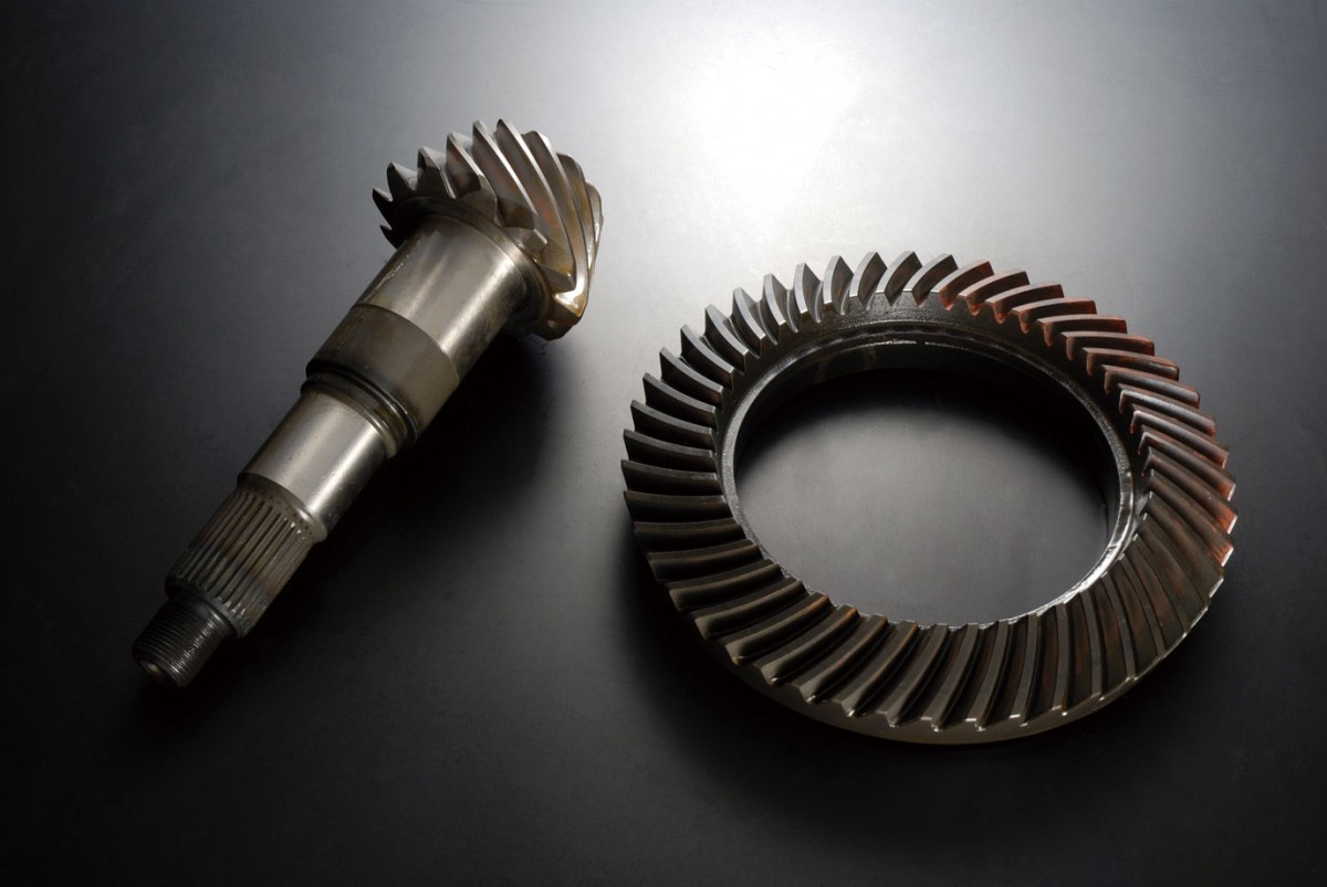 定番人気，お買い得 TOMEI/東名 3.9:1 ファイナルギアキット 3.9 FINAL GEAR SET for Z33/V35 受注生産 591001(その他)｜売買されたオークション情報、yahooの商品情報をアーカイブ公開 - オークファン その他