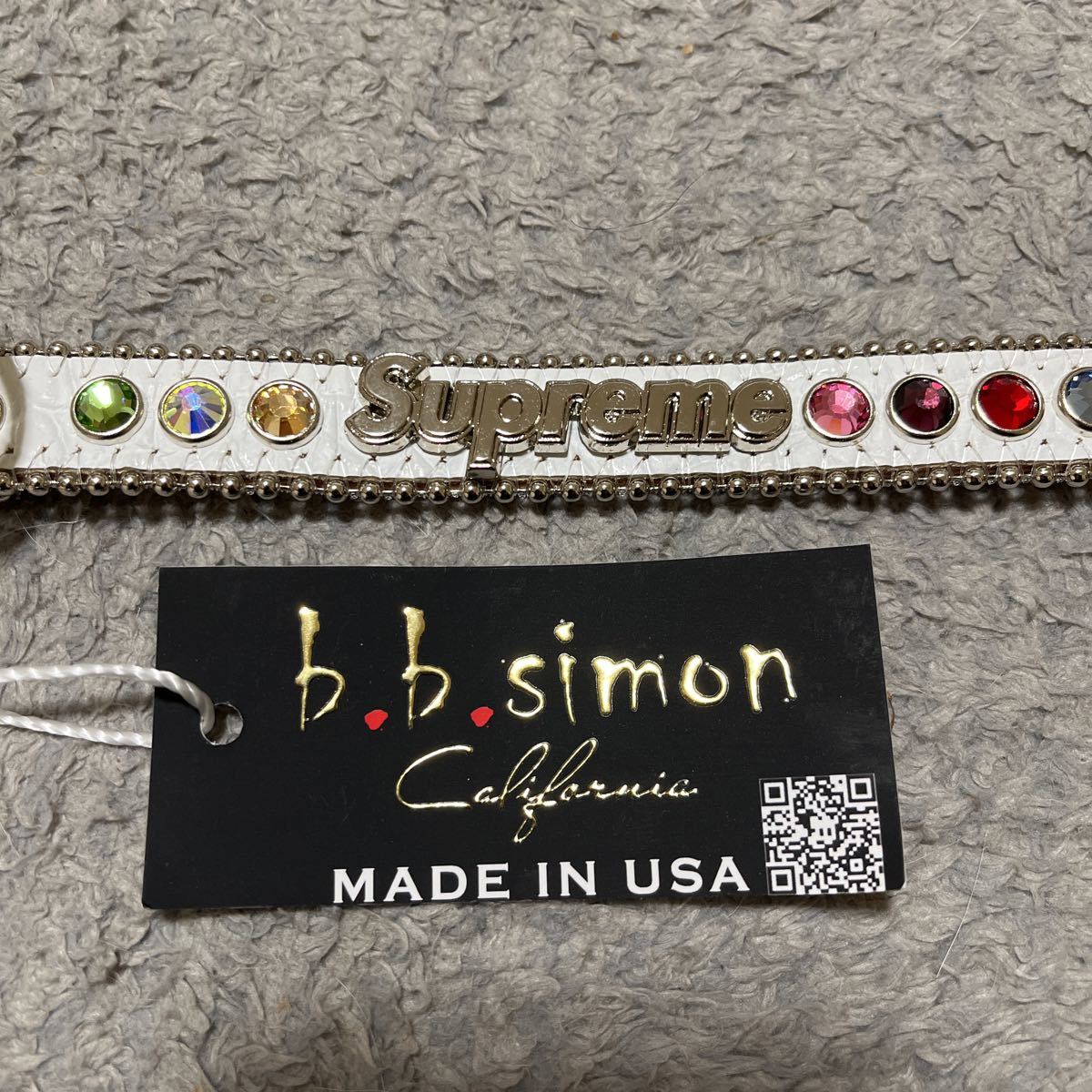Supreme B B Simon Studed Dog Collar White サイズ M 犬 首輪 22ss Week2 その他 売買されたオークション情報 Yahooの商品情報をアーカイブ公開 オークファン Aucfan Com