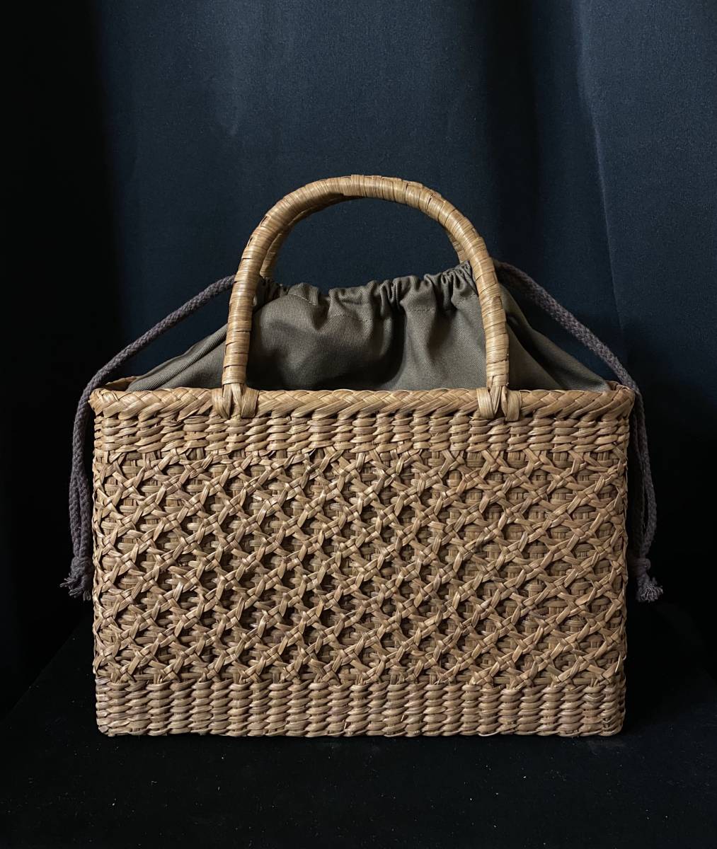 白川郷産 極上品 3ミリ蔓 お洒落なデザイン 職人手編み 変則二重  