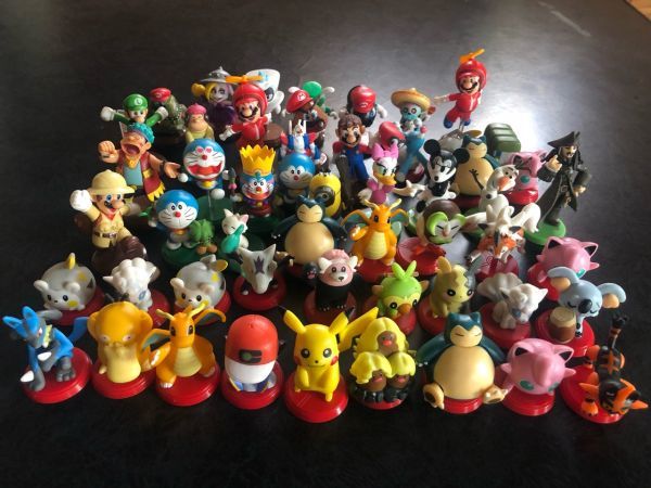 チョコエッグ ポケモン マリオ ドラえもん ディズニー ミニオン 