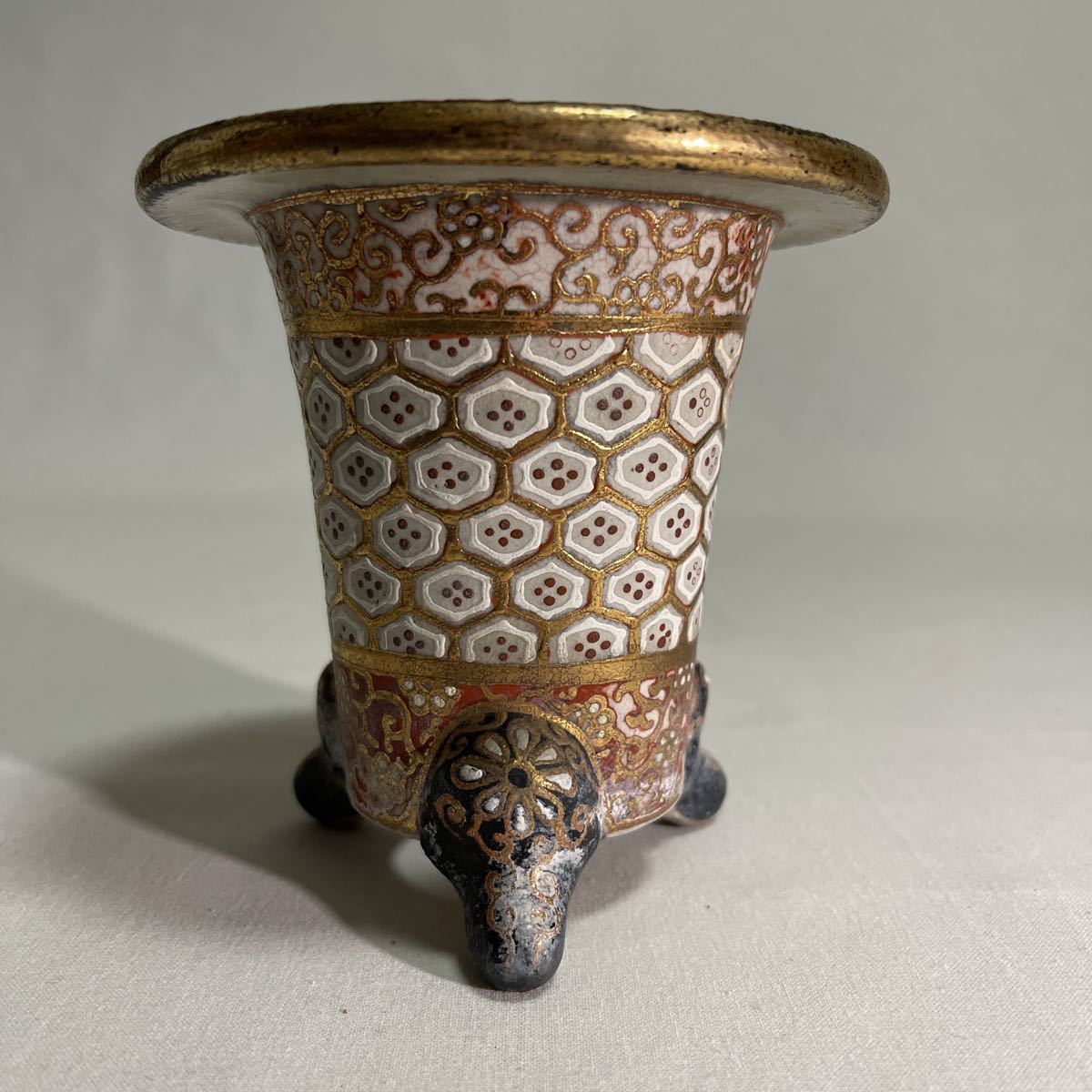 万年青鉢 楽焼鉢 錦鉢 蘭鉢 植木鉢 万年青 富貴蘭 東洋蘭 古典園芸 山野草 3 鉢 売買されたオークション情報 Yahooの商品情報をアーカイブ公開 オークファン Aucfan Com