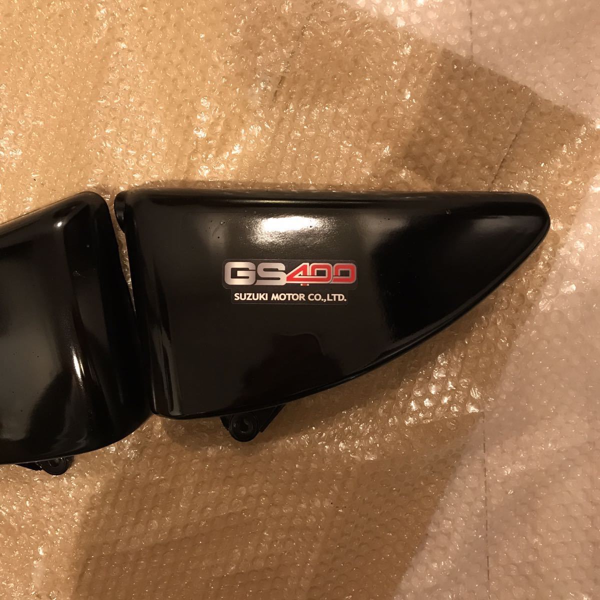 当時物 SUZUKI刻印あり！100%純正 スズキ GS400 純正サイドカバー 左右 