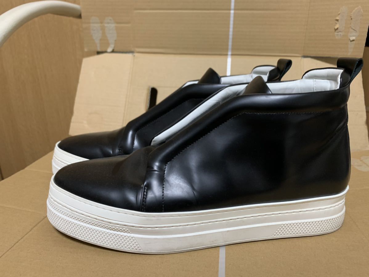 PIERRE HARDY ピエールアルディ エナメル スニーカー オシャレ BLACK  