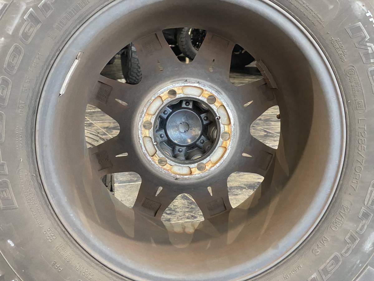 17インチ バリスティック オフロード LT285/70R17 BFグッドリッチMT 
