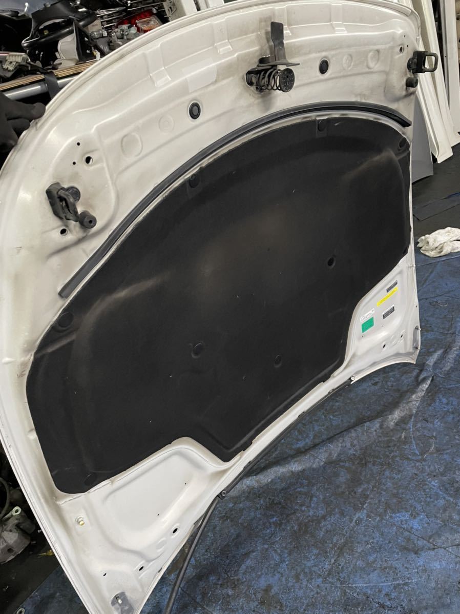 フーガ Y51 日産 中古中古部品 ﾎﾞﾝﾈｯﾄﾌｰﾄﾞ フロント フロントバンパー ポップアップエンジンフード警告灯 ボンネット警告灯 左 修理 ⑩ 右Fフェンダー DBA-Y51 0 みんカラ