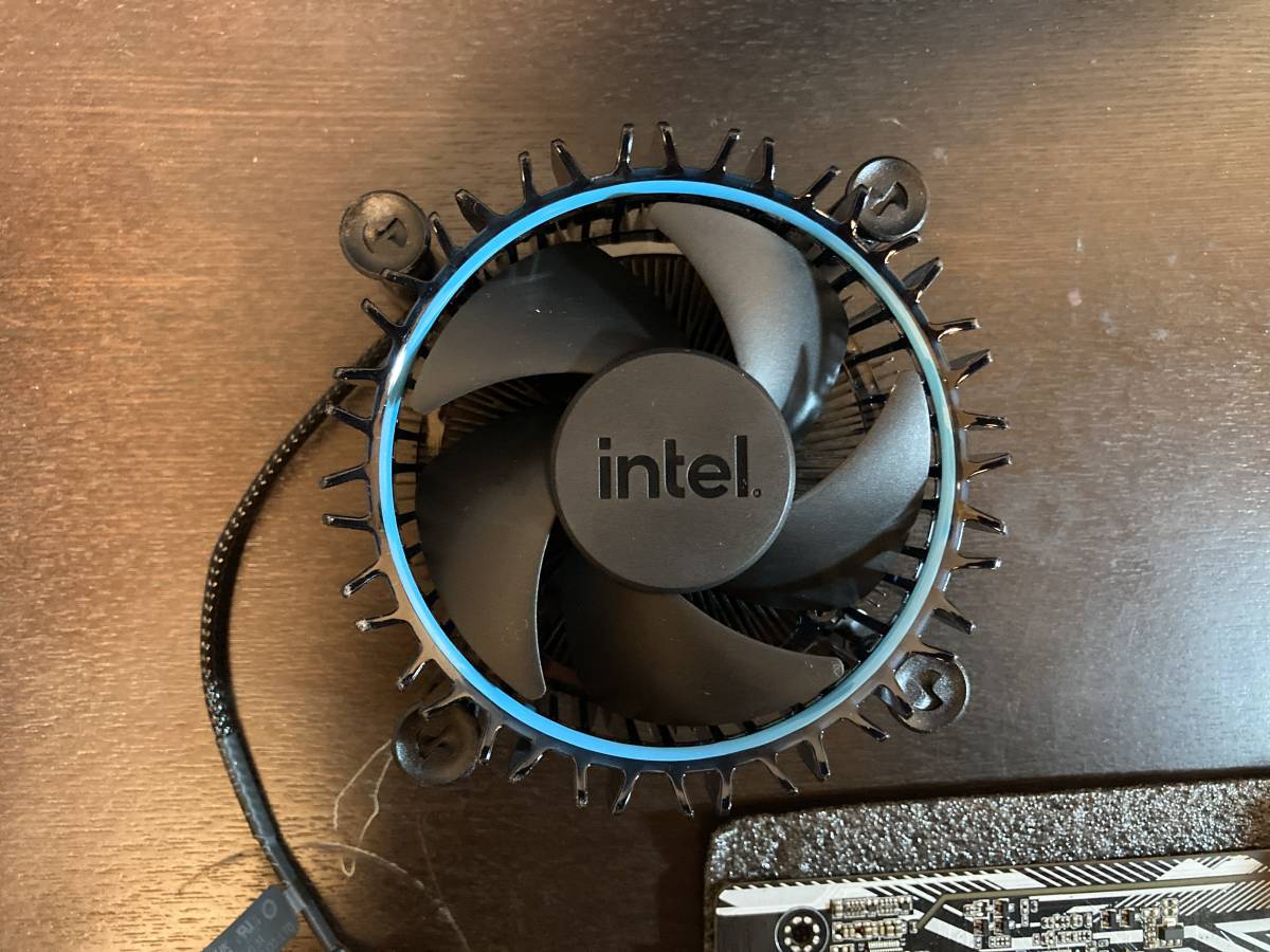 Intel Core i7-7700・マザーボード ASUS PRIME H270-PLUS・CPUクーラー