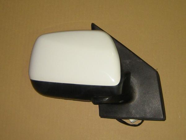 【C13793】ラウム NCZ20 右 ドアミラー/040 白/ムラカミ7830/5P