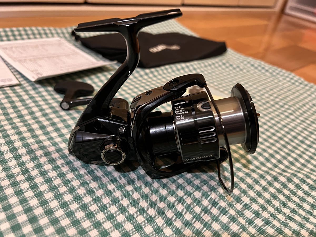 新品未使用　19ヴァンキッシュ 4000XG シマノ VANQUISHバンキッシュ_5