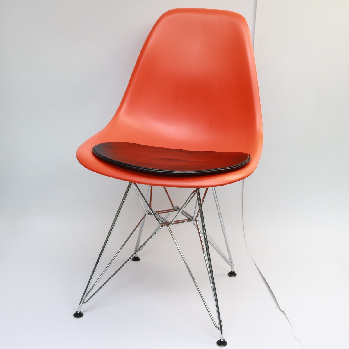 145) 【正規品】vitra ヴィトラ イームズ DSR シェルチェア レッド