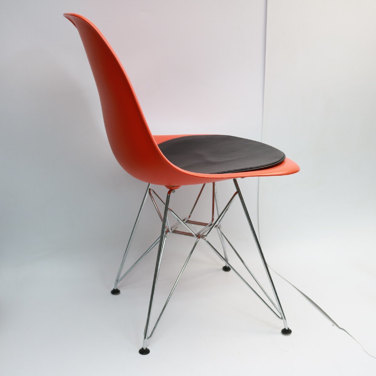145) 【正規品】vitra ヴィトラ イームズ DSR シェルチェア レッド