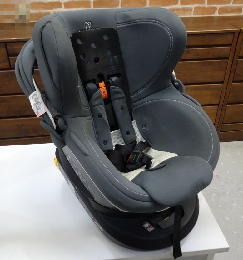 3615 美品 ISOFIX 回転 チャイルドシート エールベベ・クルット4i 