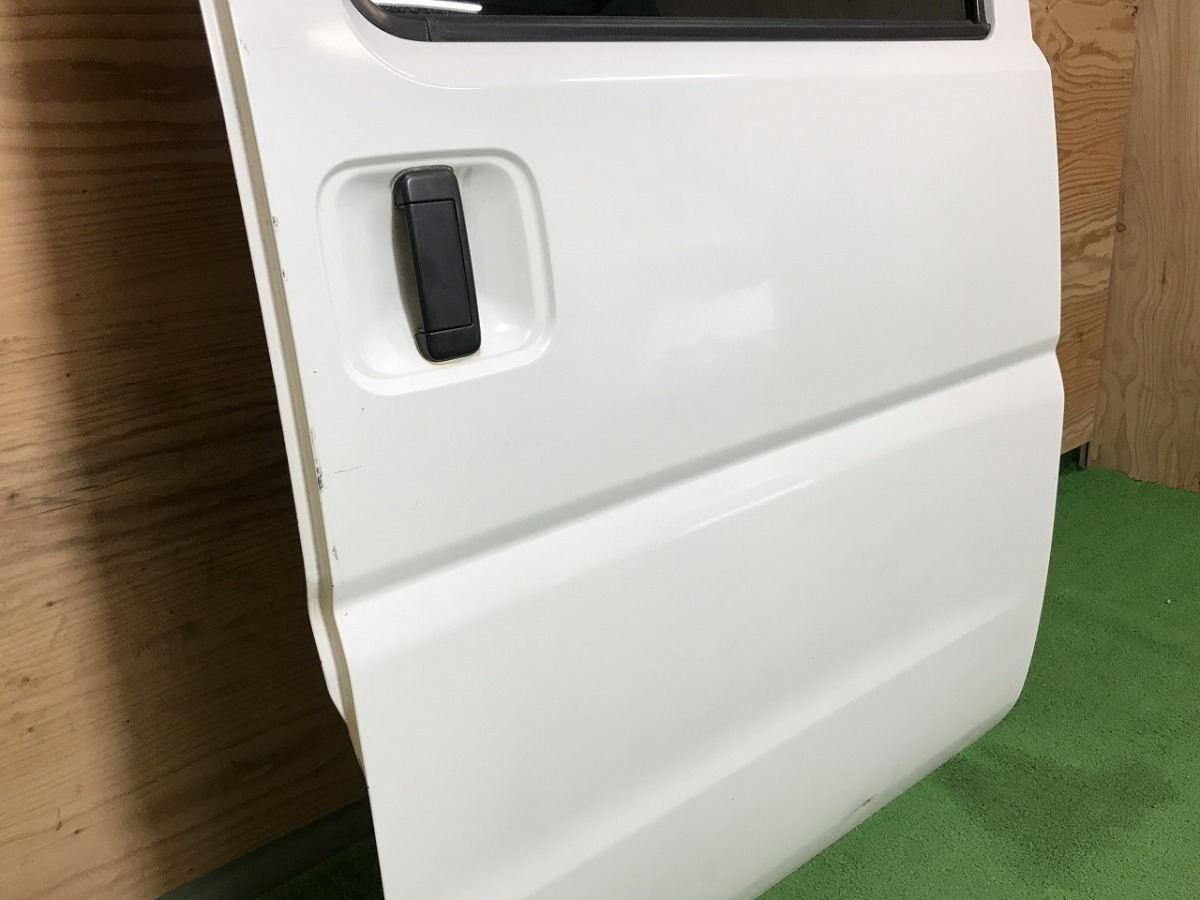 ミニキャブ 2026年最新Yahoo!オークション -u61v U61V バックドアの中古品 三菱 リアバンパー Yahoo!オークション W09&frasl;ソフィ - | バックドア u61vの通販 リアゲートの中古品 ☆ ミニキャブバン（三菱）ＣＤ（2005年12月）｜カタログから中古車を探す