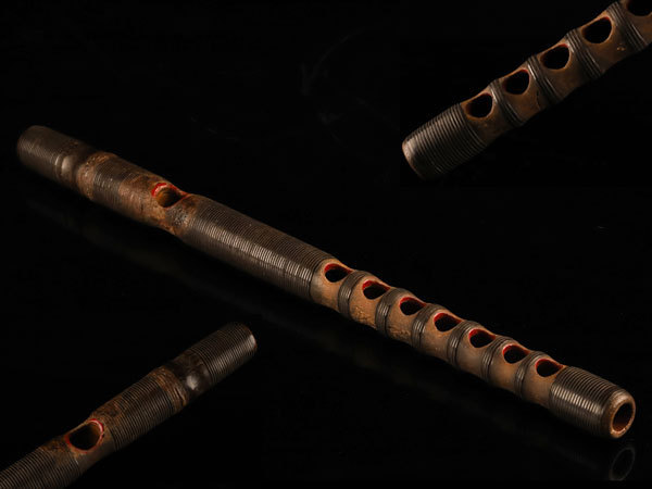  流 時代和楽器 竹造龍笛 横笛 箱付 DB879(龍笛、竜笛)｜売買されたオークション情報、yahooの商品情報をアーカイブ公開 - オークファン 龍笛、竜笛