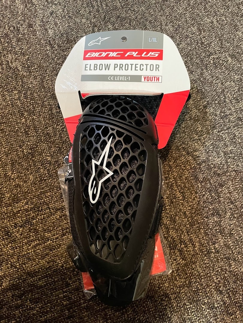 アルパインスターズ / Alpinestars バイオニック プラス ユース エルボー プロテクター（ブラック） ●サイズ：L/XL