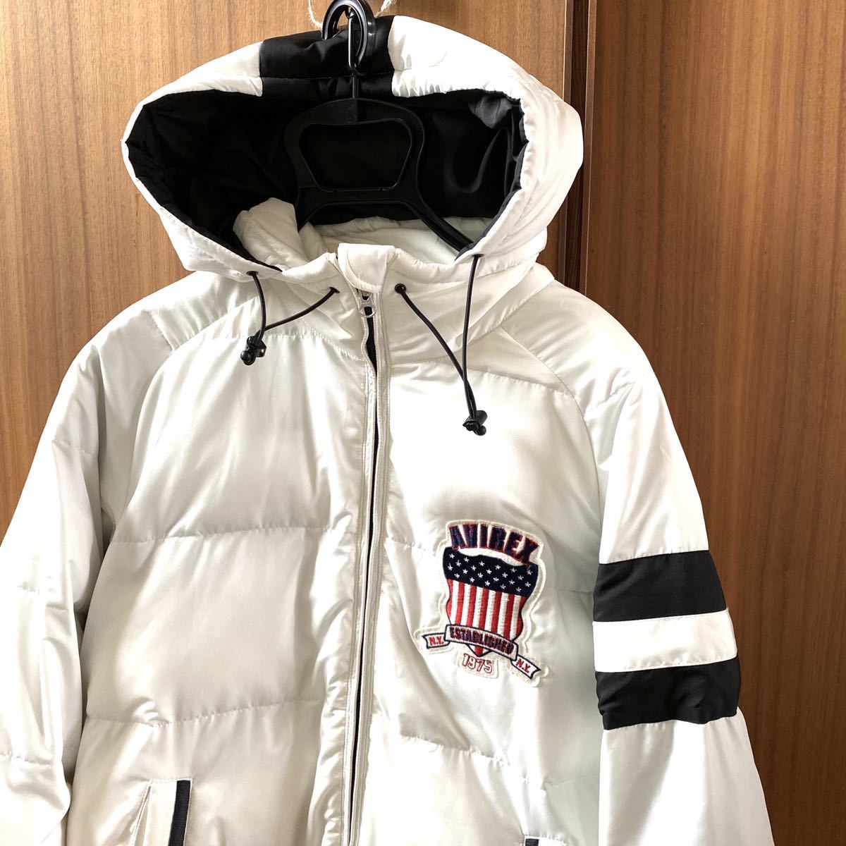 アヴィレックス 刺繍ロゴ AVIREX VARSITY PADDING PARKA/中綿ダウン 