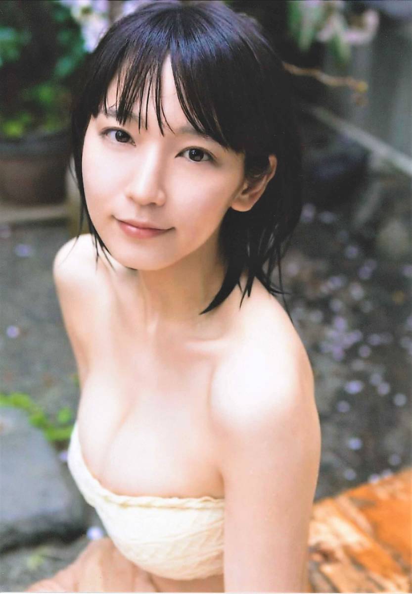 未使用 高画質 吉岡里帆 写真 L判サイズ 厳選50枚 (写真)｜売買された