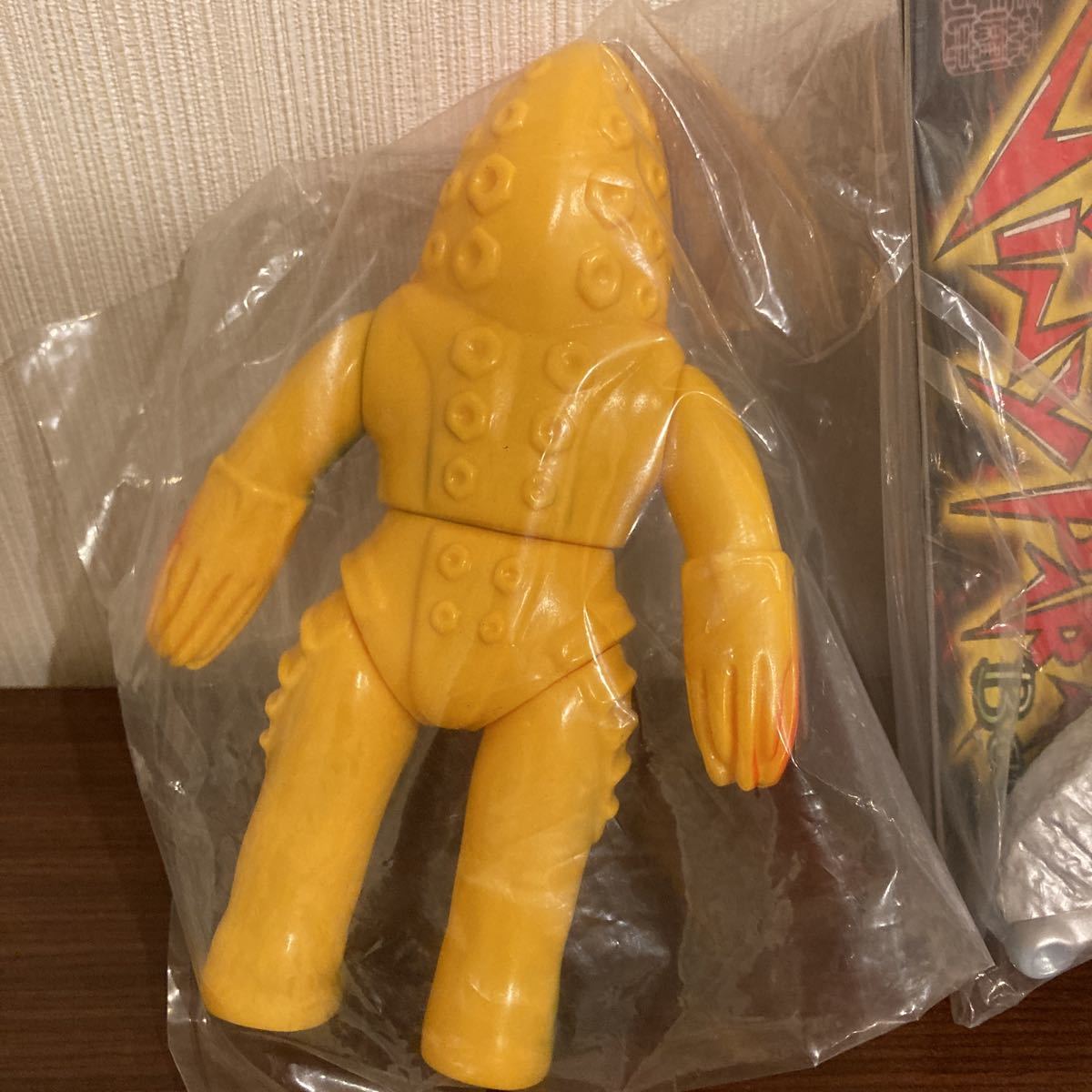 ◇マーミット◇ビニパラベビー ウルトラセブン キュラソ星人&メトロン