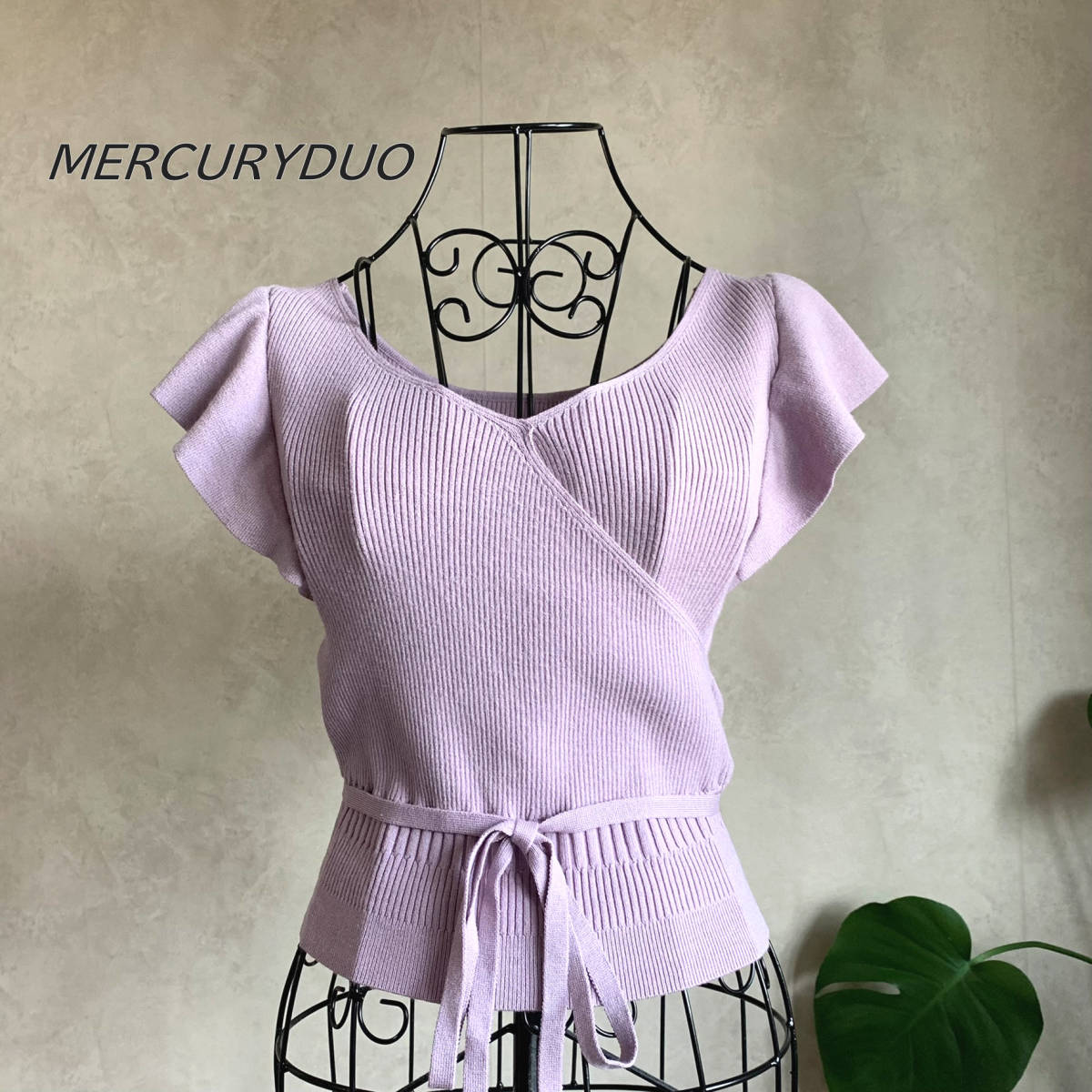数量限定，爆買い MERCURYDUO マーキュリーデュオ カシュクールラッフルコンパクトニット フリーサイズ ピンク 002022600901(トップス)｜売買されたオークション情報、yahooの商品情報をアーカイブ公開 - オークファ トップス