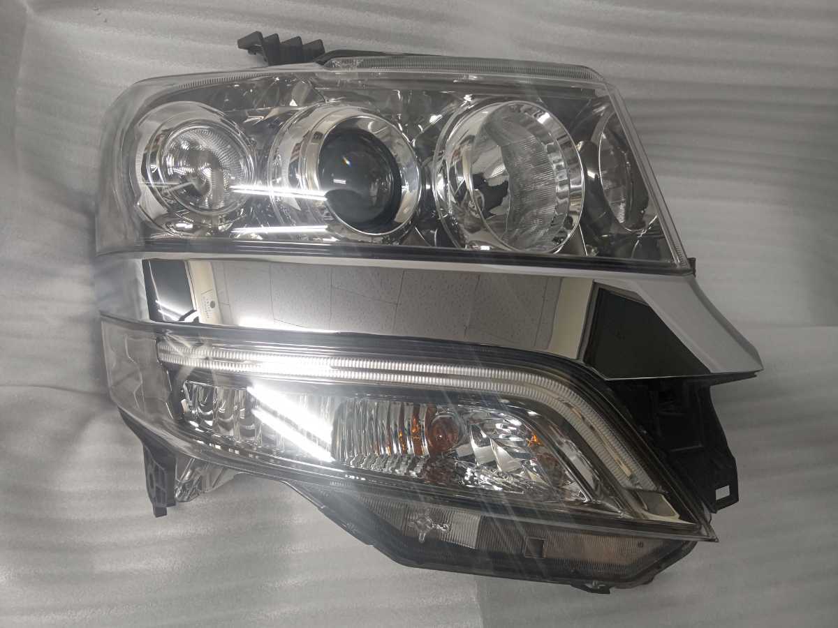 お買い得，大得価 N-BOXカスタム HID 右ヘッドライト(ヘッドライト)｜売買されたオークション情報、yahooの商品情報をアーカイブ公開 - オークファン ホンダ用