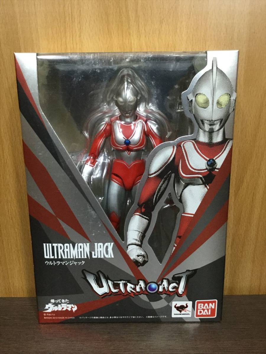 30 バンダイ Ultra Act ウルトラアクト 帰ってきたウルトラマン ウルトラマンジャック 帰ってきたウルトラマン 売買されたオークション情報 Yahooの商品情報をアーカイブ公開 オークファン Aucfan Com