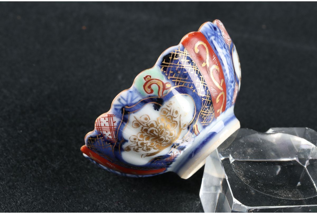 大聖寺伊万里 金襴手 窓絵 花の図 7寸半皿 D707AS-BQm 公式