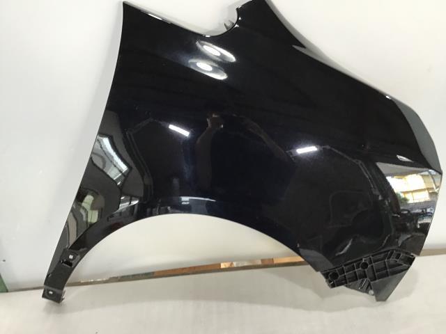 大得価，お買い得 ヴォクシー DBA-ZRR70W 右Fフェンダー エアロ 202 19/3~ 黒 53801-28130(サイド)｜売買されたオークション情報、yahooの商品情報をアーカイブ公開 - オークファン トヨタ用