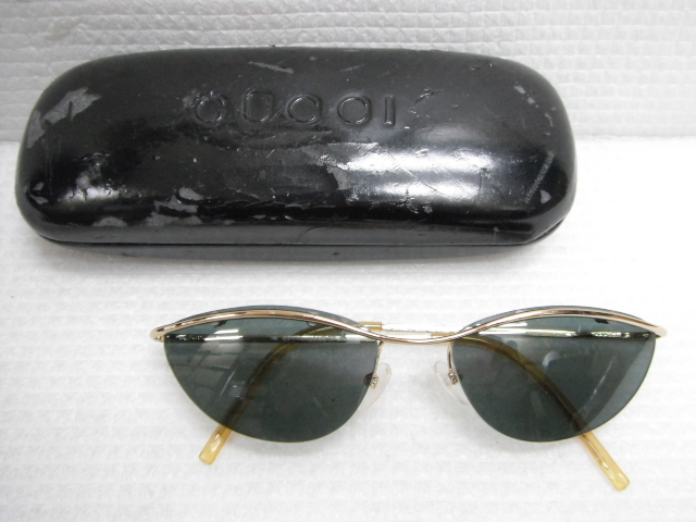 GUCCI グッチ サングラス 135 GG1655 000 52□19 ケース付 レンズ 