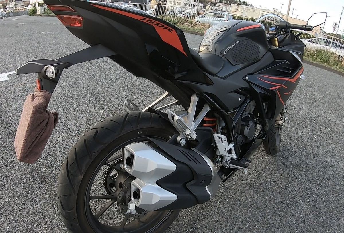CBR150R 2021年式最新型 走行2000㎞台の低走行車 HONDA ホンダ 新型 