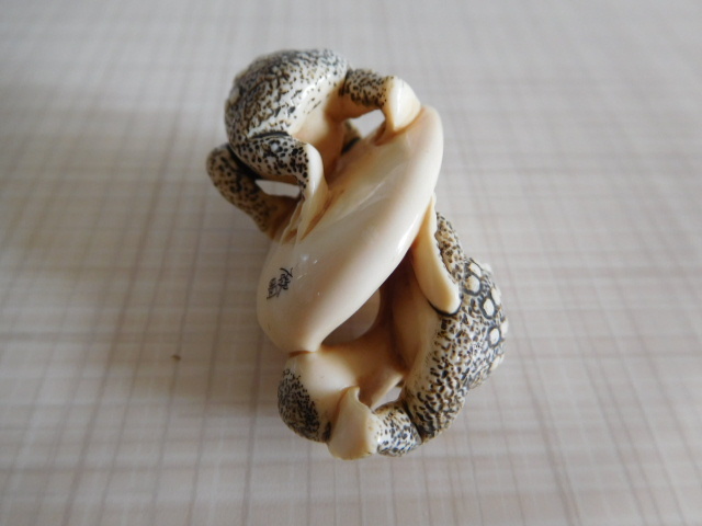 根付 Netsuke 提げ物 貴重な天然素材 象牙風 マンモス 微細彫刻 福