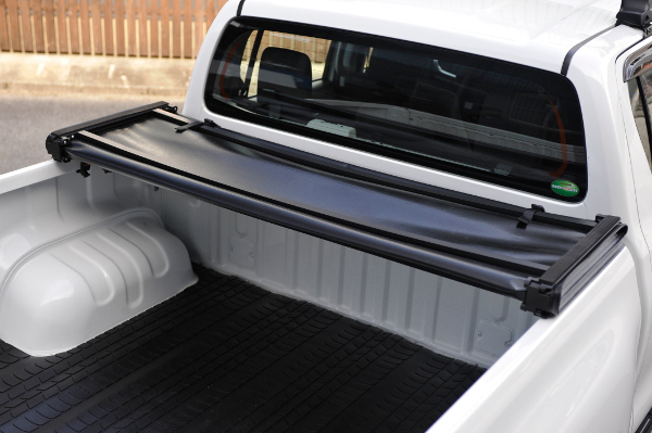 Rugged Liner トヨタ ハイラックス GUN125 前期 後期 三つ折り ソフトトノカバー 雨除け ピックアップ パーツ トラック X Z 3つ折り ハイラックス GUN125 後期 シノワズリヴァルドハイラックス SPORTS GUN226