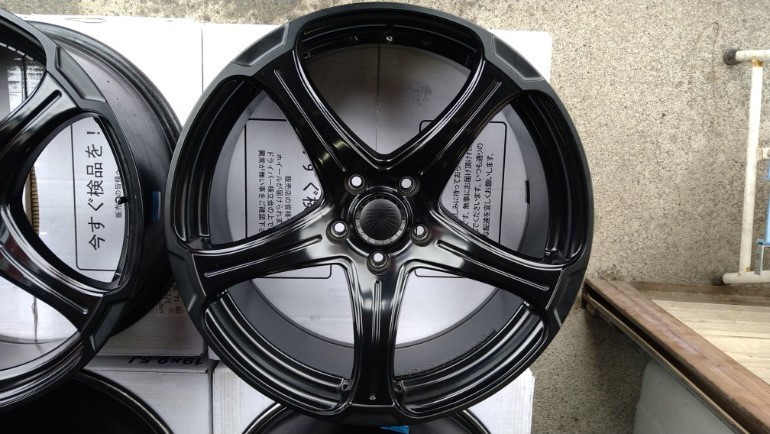 アルジェノン フェニーチェ TT1 19 x 8.5 +38 5H 114.3 4本セット(5穴