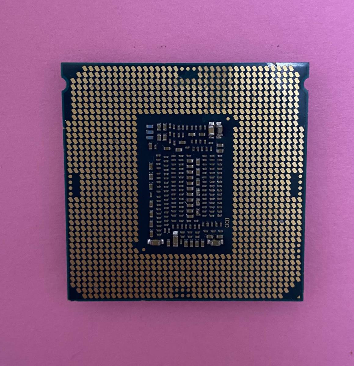 Intel Core I7-8700 【動作未確認ジャンク美品】 LGAソケット CPU
