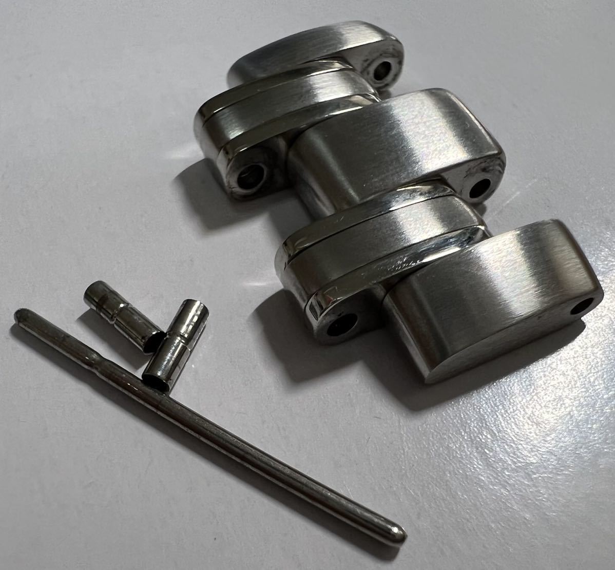 オメガ シーマスター コマ 幅20mmと時計ケース プロ⁄予備コマ⁄余り 20mm⁄