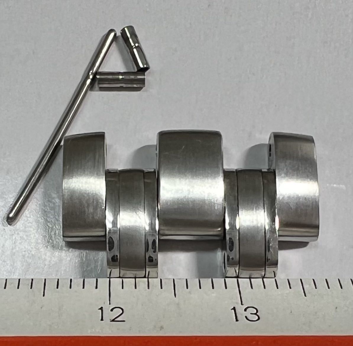 オメガ シーマスター コマ 幅20mmと時計ケース プロ⁄予備コマ⁄余り 20mm⁄