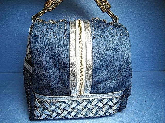 ★高級品！★【 SAINT LAURENT PARIS 】サンローランパリ 豪華ラインストーン 本革 デニム ハンドバック ★SAINT LAURENT PARIS★ LAURENT SAINT PARIS ロングウォレット 中古・古着通販Saint Laurent(サンローラン)買取・売るなら今。買取相場を見る