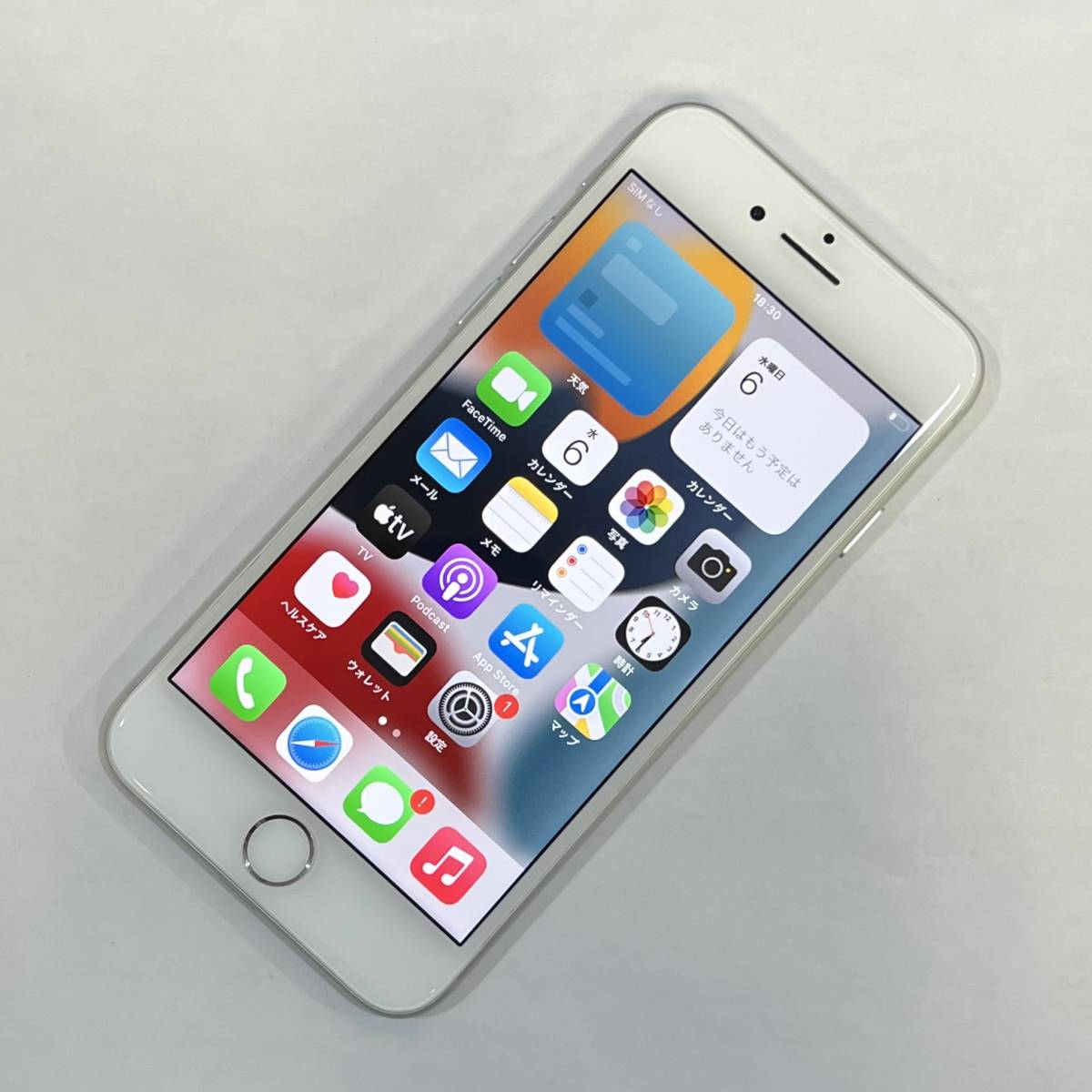 iPhone 8 Plus 64GB シルバー バッテリー81% 美品 iPhone 8 64GB