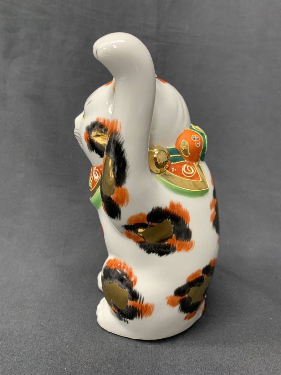 Y□ 九谷焼 招き猫 高さ18.8㎝ 陶器 金彩 左手 色絵 縁起物 商売繁盛